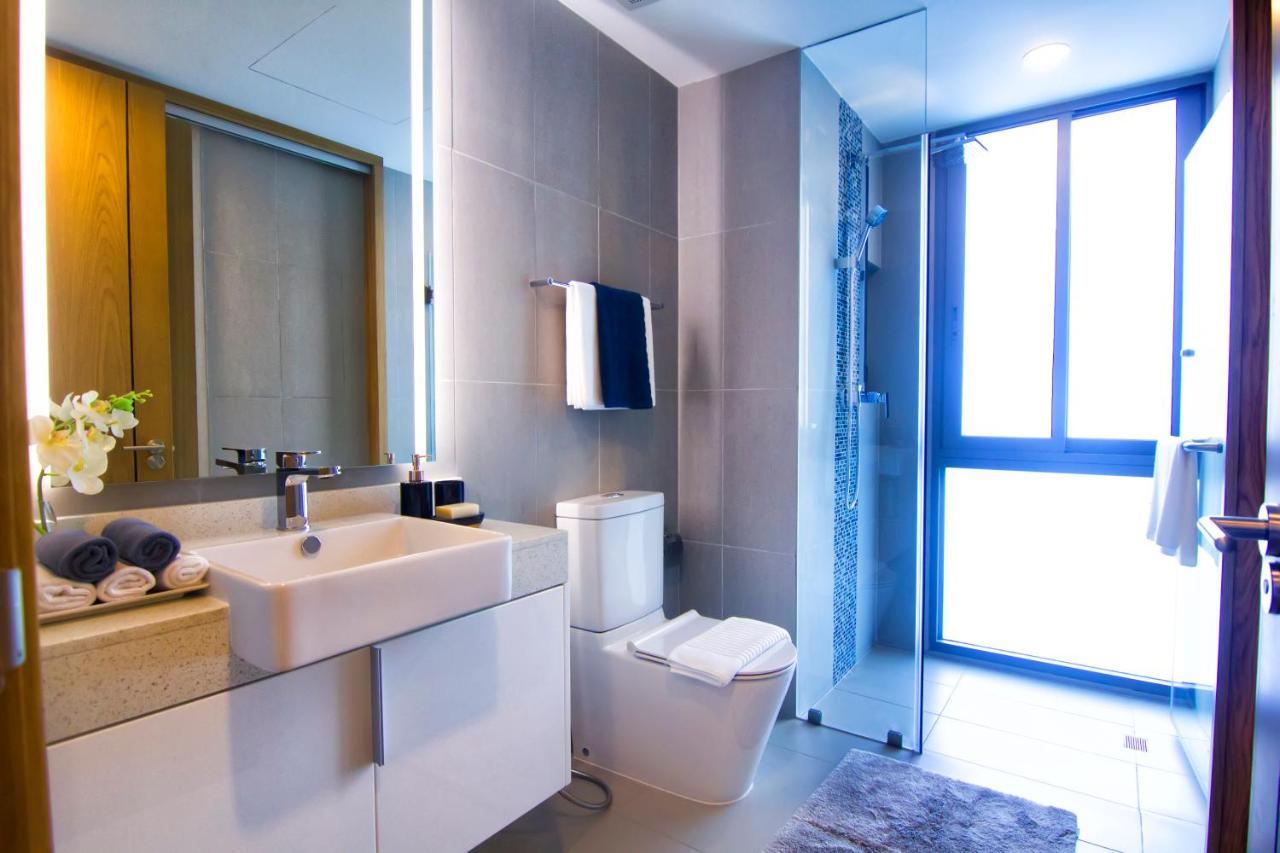 Oceanstone By Holy Cow, 2-Br, 60 M2, Tree View Aparthotel Pantai Bang Tao Luaran gambar